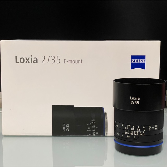 は自分にプチご褒美を LOXIA ZEISS 35mm 2/35) (Loxia F2 レンズ(単焦点)
