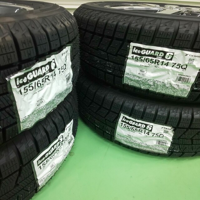 送料無料！新品ヨコハマIG60 155/65R14　22年製×14インチ2 自動車/バイクの自動車(タイヤ・ホイールセット)の商品写真