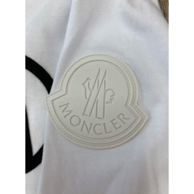 MONCLER(モンクレール)のモンクレール　ロンT メンズのトップス(Tシャツ/カットソー(七分/長袖))の商品写真