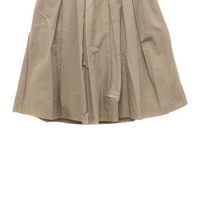 La TOTALITE(ラトータリテ)のラ トータリテ フレアスカート タック ひざ丈 F 緑 カーキ レディースのスカート(ひざ丈スカート)の商品写真