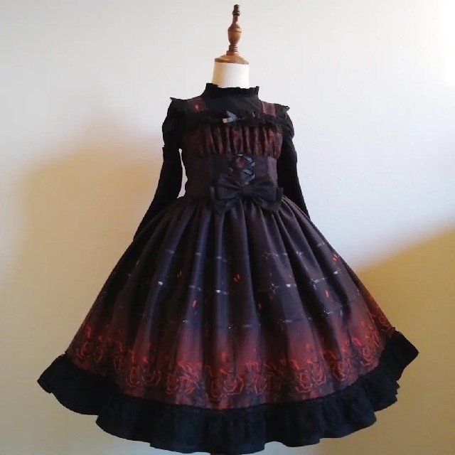 バラとクリノリンのワンピース130㎝ キッズ/ベビー/マタニティのキッズ服女の子用(90cm~)(ワンピース)の商品写真