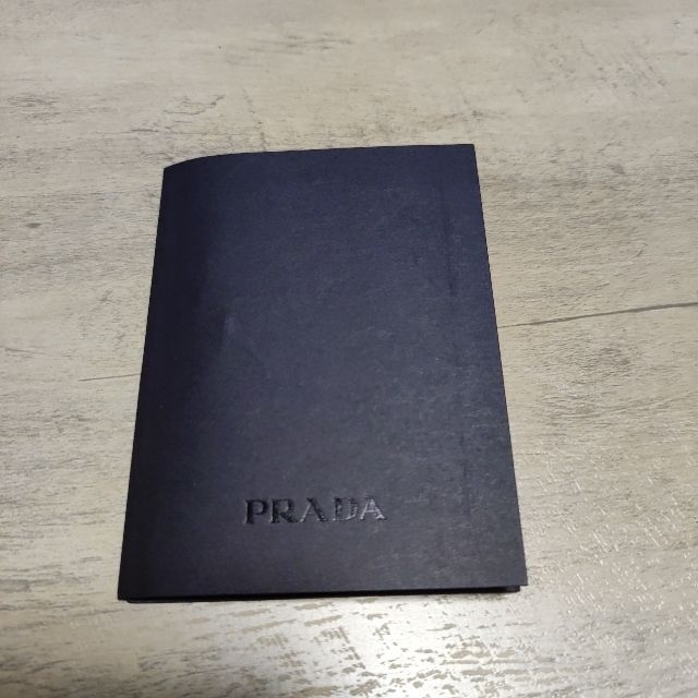 PRADA(プラダ)のPRADA財布 レディースのファッション小物(財布)の商品写真