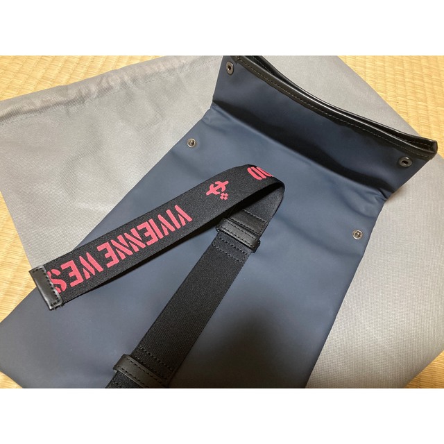 Vivienne Westwood - ヴィヴィアンウエストウッド 防水鞄の通販 by