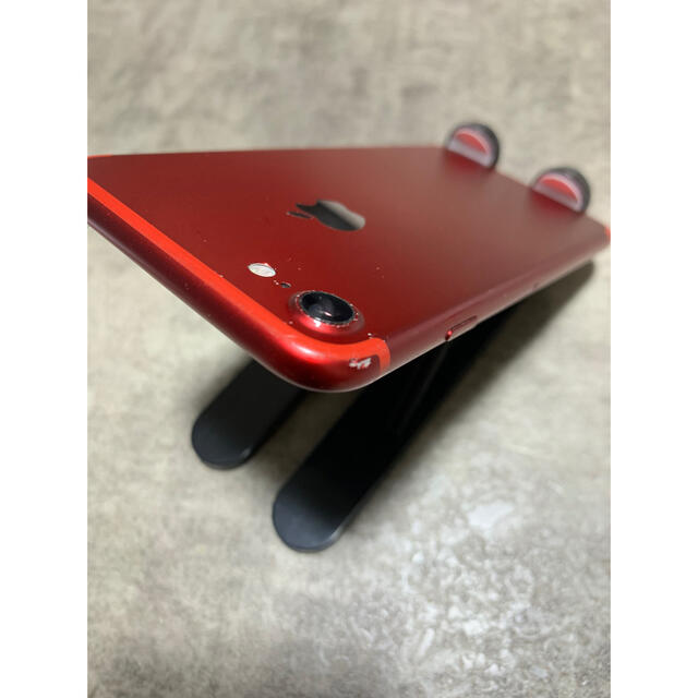 iPhone(アイフォーン)のiPhone7 RED レッド　128GB SIMロック解除済み スマホ/家電/カメラのスマートフォン/携帯電話(スマートフォン本体)の商品写真