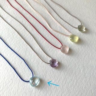 天然石マロンカット シルクコード ネックレス(ブルートパーズ)の