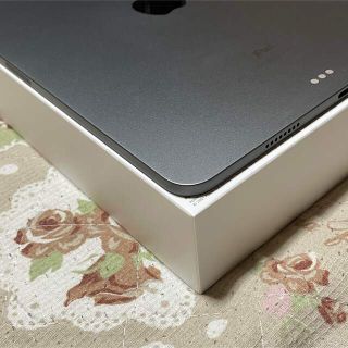 Apple - ゔぃ様☆専用 iPad Pro 11 第3世代 2TB 16GBメモリの通販 by