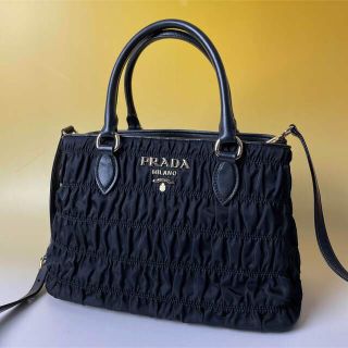 プラダ(PRADA)のprada 極美品 2way 黒 ギャザー ナイロン ハンドバッグ プラダ(ショルダーバッグ)