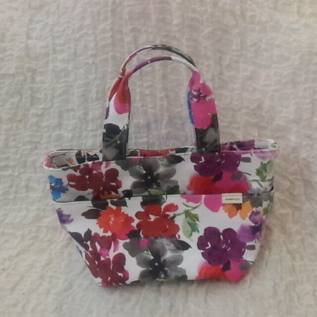 しまむら(シマムラ)の水彩画風花柄　ミニトート レディースのバッグ(トートバッグ)の商品写真