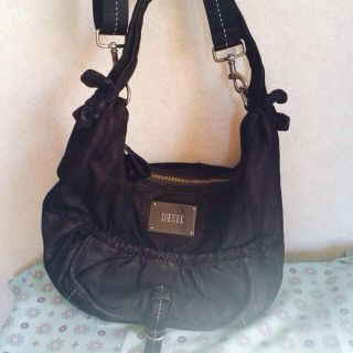 ディーゼル(DIESEL)のディーゼル✨ゆるかわBag♥︎美品(ショルダーバッグ)