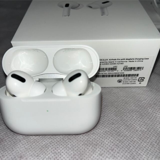 Apple - Apple 純正 AirPods pro 第一世代 【美品】の通販 by ❤︎'s ...