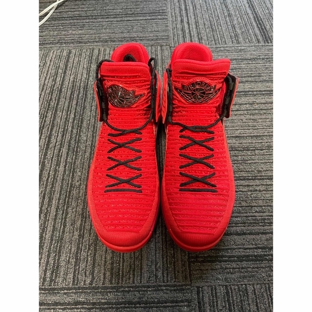 NIKE エア ジョーダン XXXII ROSSO CORSA