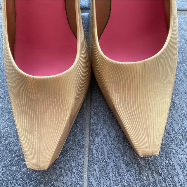melissa(メリッサ)のメリッサ　ウェッジソールパンプス　ゴールド　US5 レディースの靴/シューズ(ハイヒール/パンプス)の商品写真