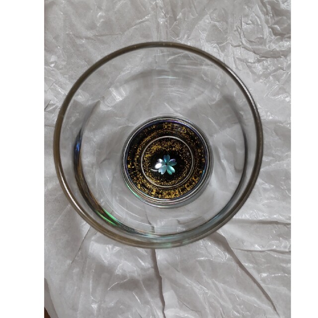 おちょこ 螺鈿ガラス ペア インテリア/住まい/日用品のキッチン/食器(グラス/カップ)の商品写真