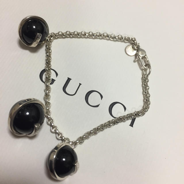 Gucci(グッチ)のグッチ オニキスシルバーリング&ブレスレット レディースのアクセサリー(ブレスレット/バングル)の商品写真