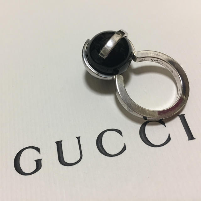 Gucci(グッチ)のグッチ オニキスシルバーリング&ブレスレット レディースのアクセサリー(ブレスレット/バングル)の商品写真