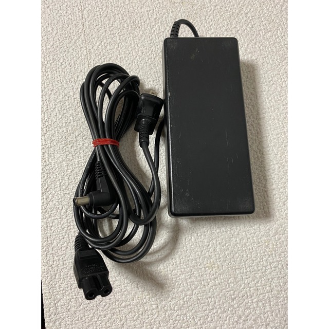 SONY(ソニー)の☆送料込☆純正中古SONYのACアダプターDC19.5V 3A スマホ/家電/カメラのPC/タブレット(PC周辺機器)の商品写真