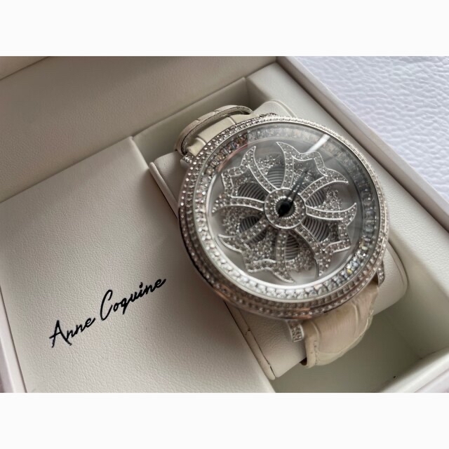 アンコキーヌ ブリラミコ 時計 ホワイト レディースのファッション小物(腕時計)の商品写真