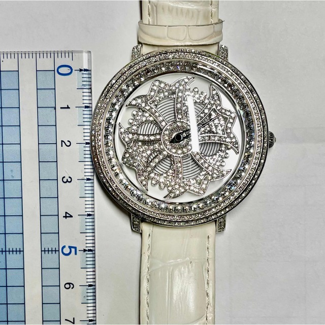 アンコキーヌ ブリラミコ 時計 ホワイト レディースのファッション小物(腕時計)の商品写真