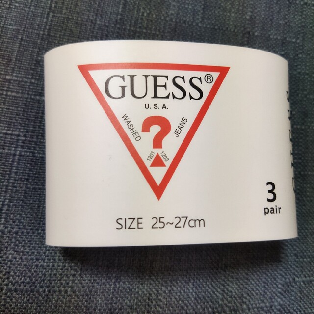 GUESS(ゲス)の新品未使用 メンズ ソックス 靴下 GUESS ゲス ３足セット くつ下 メンズのレッグウェア(ソックス)の商品写真