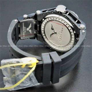 INVICTA - 斬新デザイン☆Carbon Hawk INVICTA Reserve 38907の