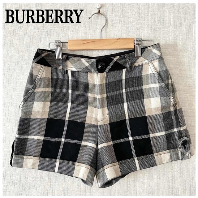 BURBERRY BLUE LABEL(バーバリーブルーレーベル)のBURBERRY BLUE LABEL 毛100% ショートパンツ キュロット レディースのパンツ(キュロット)の商品写真