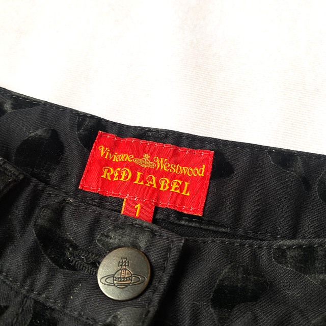 Vivienne Westwood(ヴィヴィアンウエストウッド)のvivienne westwood レオパードショートパンツ レディースのパンツ(ショートパンツ)の商品写真