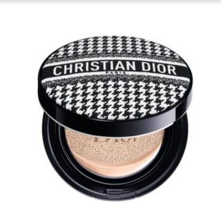 クリスチャンディオール(Christian Dior)のDIOR ディオールスキン　フォーエヴァー　グロウ　クッション　1N(ファンデーション)