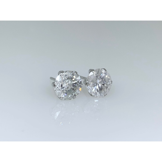 新品 天然ダイヤモンド ピアス 1.123ct 1.179ct 両耳 大粒 レディースのアクセサリー(ピアス)の商品写真