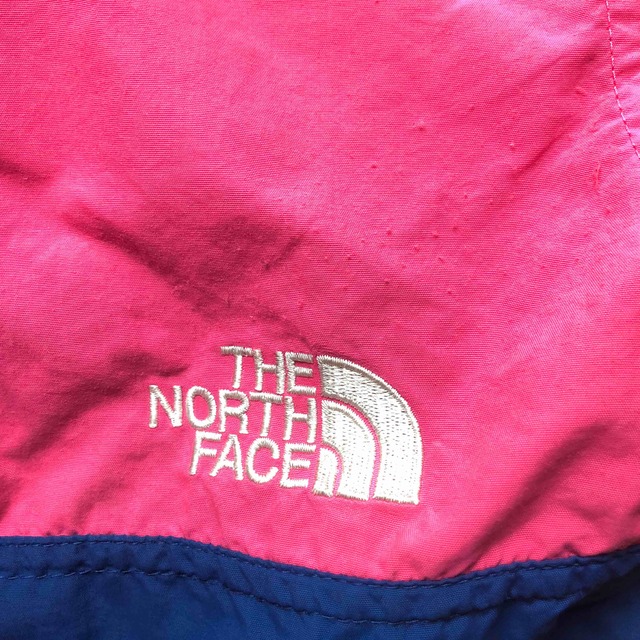 THE NORTH FACE(ザノースフェイス)の子ども服 男の子 アウター ジャケット サイズ110 ノースフェイス キャンプ キッズ/ベビー/マタニティのキッズ服男の子用(90cm~)(ジャケット/上着)の商品写真