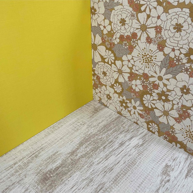 Dollhouse ドールハウス 花柄の黄色い壁紙のお部屋♪ ハンドメイドのインテリア/家具(インテリア雑貨)の商品写真
