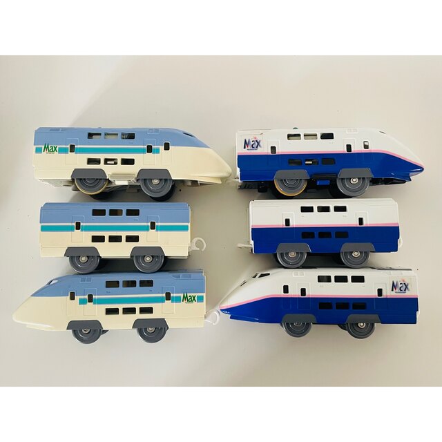 Takara Tomy(タカラトミー)のプラレール  E1Max新旧塗装ダブルセット　絶版品 エンタメ/ホビーのおもちゃ/ぬいぐるみ(鉄道模型)の商品写真