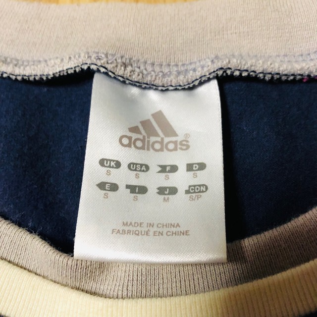 adidas(アディダス)のadidas アディダス 半袖Tシャツ　M スポーツ/アウトドアのトレーニング/エクササイズ(その他)の商品写真