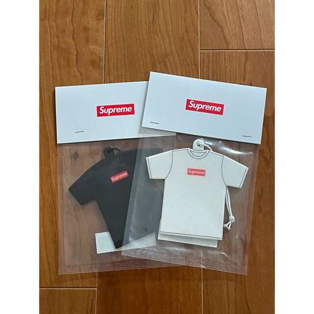 supreme kuumba tee air freshener 白黒2個セット | フリマアプリ ラクマ