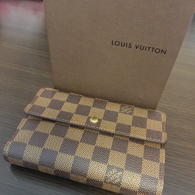 美品！LOUIS VUITTON ダミエ　三つ折り財布　ルイヴィトン