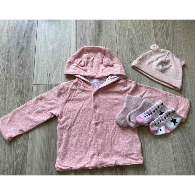 babyGAP(ベビーギャップ)の GAP くまちゃん　パーカー　帽子 キッズ/ベビー/マタニティのベビー服(~85cm)(カーディガン/ボレロ)の商品写真