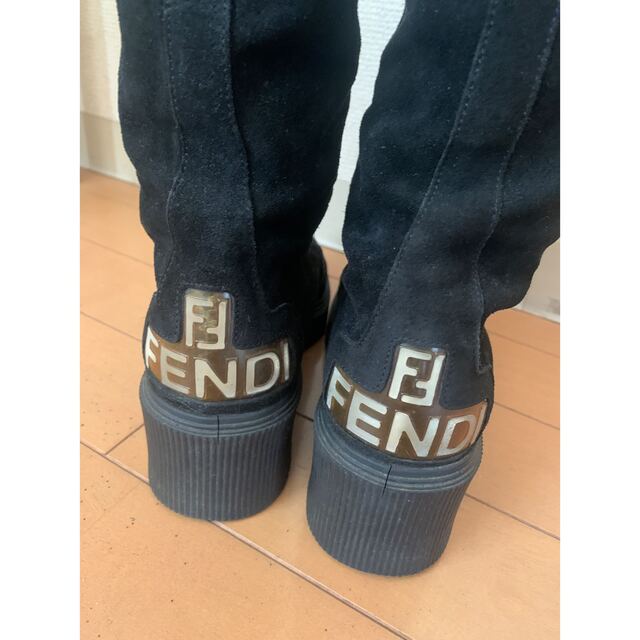 FENDI(フェンディ)のフェンディ☆FENDI スエード ロングブーツ レディースの靴/シューズ(ブーツ)の商品写真