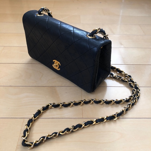 高品質即納 CHANEL キャビアスキン 今年三越購入の通販 by みわん's