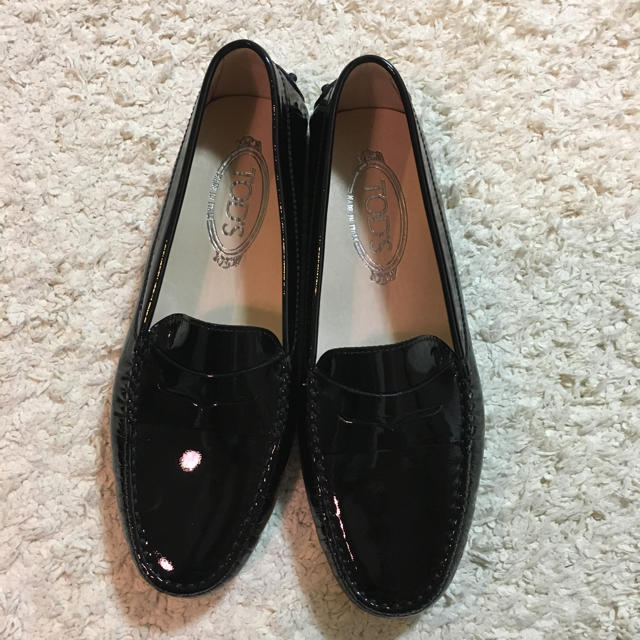 TOD'S エナメルプラックドライバーシューズ 37