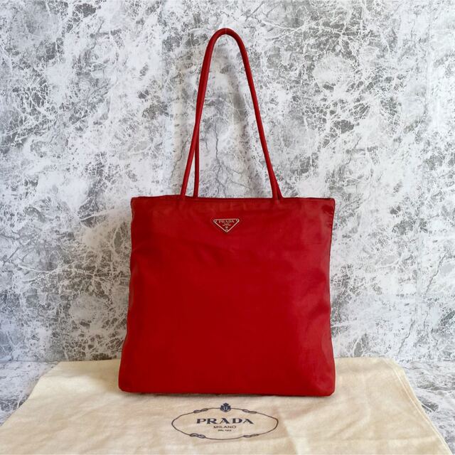 極美品】PRADA プラダ トートバッグ ナイロン 三角プレート ブラック 極美品】PRADA プラダ トートバッグ ナイロン 三角プレート ブラック