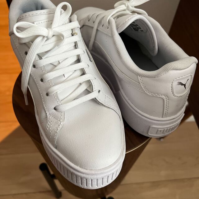 PUMA(プーマ)のPUMA スニーカー 24cm レディースの靴/シューズ(スニーカー)の商品写真