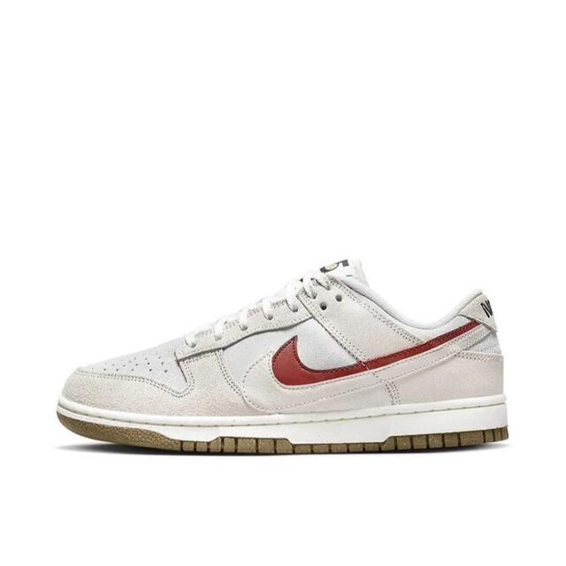 NIKE(ナイキ)の新品 希少 Nike DUNK low se double swoosh 85 メンズの靴/シューズ(スニーカー)の商品写真