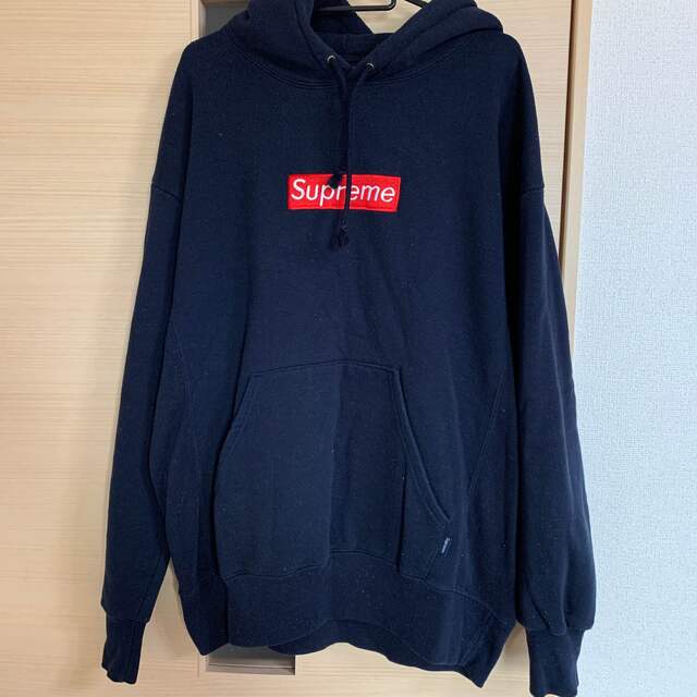 Supreme(シュプリーム)のsupreme ボックスロゴ パーカー レディースのトップス(パーカー)の商品写真