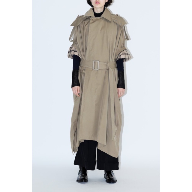 新品、未使用TOGA ACTIVE × H\u0026M trench coat