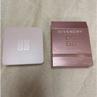 ジバンシィ(GIVENCHY)の最終値下げ　ジバンシィ　ランタンポレルブロッサム　クリームコンパクト(化粧下地)