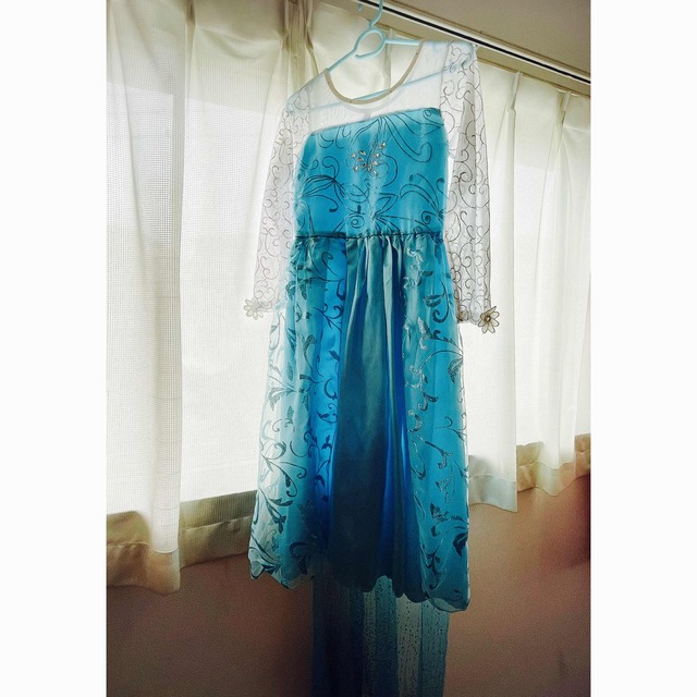 【値下】エルサコスプレセット140cm レディースのフォーマル/ドレス(その他ドレス)の商品写真