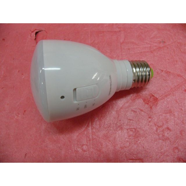 充電式LED電球 LEDバルブトーチ ミルク色 スマホ/家電/カメラの生活家電(その他)の商品写真