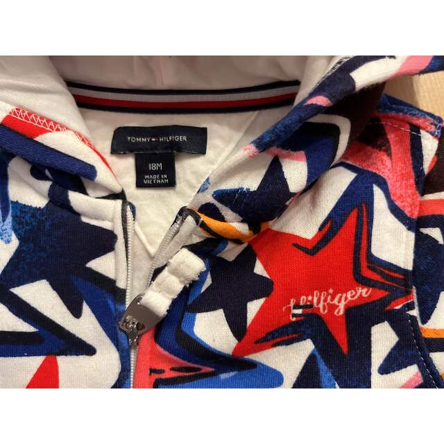 TOMMY HILFIGER(トミーヒルフィガー)のトミーヒルフィガー　あったか裏起毛　パーカー　美品！ キッズ/ベビー/マタニティのベビー服(~85cm)(トレーナー)の商品写真