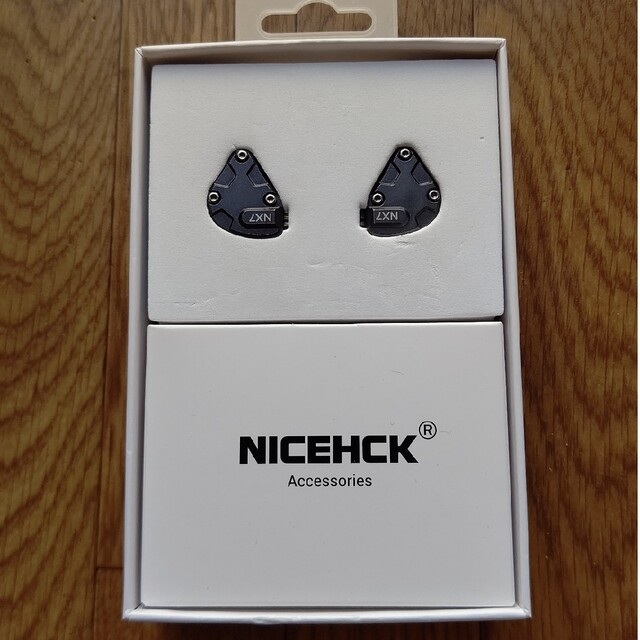 【NICEHCK】NX7　【有線】 スマホ/家電/カメラのオーディオ機器(ヘッドフォン/イヤフォン)の商品写真