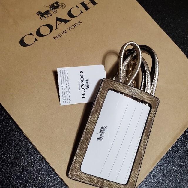 最終価格　新品未使用タグ付き　COACH　コーチ　IDケース　カードケース