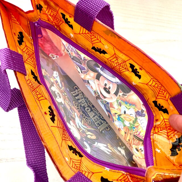 Disney(ディズニー)の※再値下げ【ディズニー】ハロウィンバッグ【TDR】 エンタメ/ホビーのおもちゃ/ぬいぐるみ(キャラクターグッズ)の商品写真